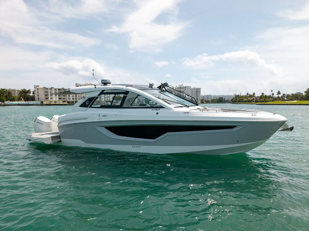 2026 cruisers yachts 42 gls ob miami florida for sale