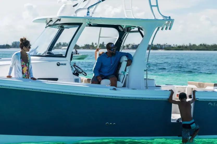 2025 EdgeWater 370CC Yacht For Sale in Fairhope AL 2025 EdgeWater 370CC Yacht For Sale in Fairhope AL