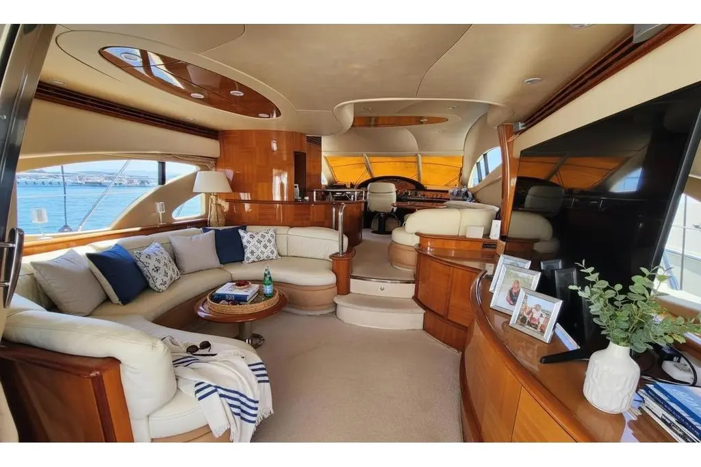 ALADDIN 2005 Azimut Fly 62 Yacht For Sale in Belcarra BC ALADDIN 2005 Azimut Fly 62 Yacht For Sale in Belcarra BC