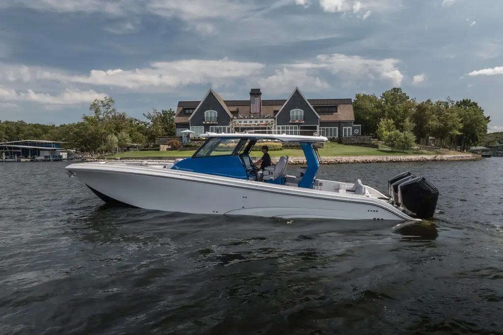 2026 Fountain 43 SCX Yacht For Sale in Lake Ozark MO 2026 Fountain 43 SCX Yacht For Sale in Lake Ozark MO
