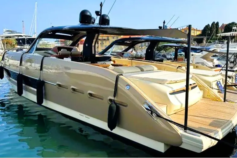 2024 Invictus TT460 Yacht For Sale in Mandelieu-la-Napoule 2024 Invictus TT460 Yacht For Sale in Mandelieu-la-Napoule