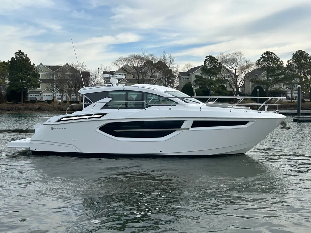2026 Cruisers Yachts 42 Cantius Yacht For Sale in Grasonville MD 2026 Cruisers Yachts 42 Cantius Yacht For Sale in Grasonville MD
