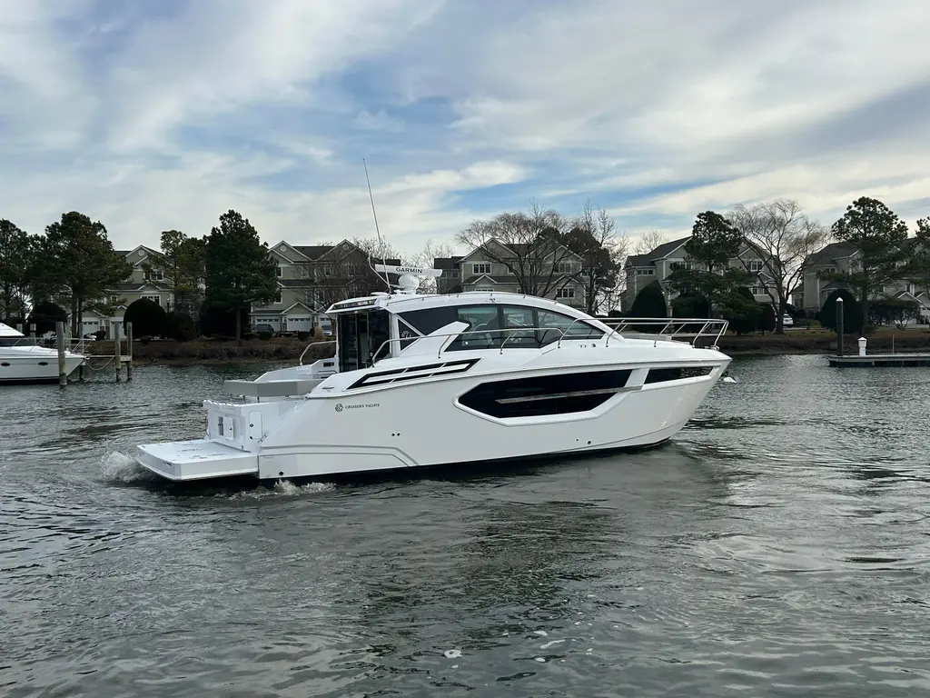 2026 Cruisers Yachts 42 Cantius Yacht For Sale in Grasonville MD 2026 Cruisers Yachts 42 Cantius Yacht For Sale in Grasonville MD