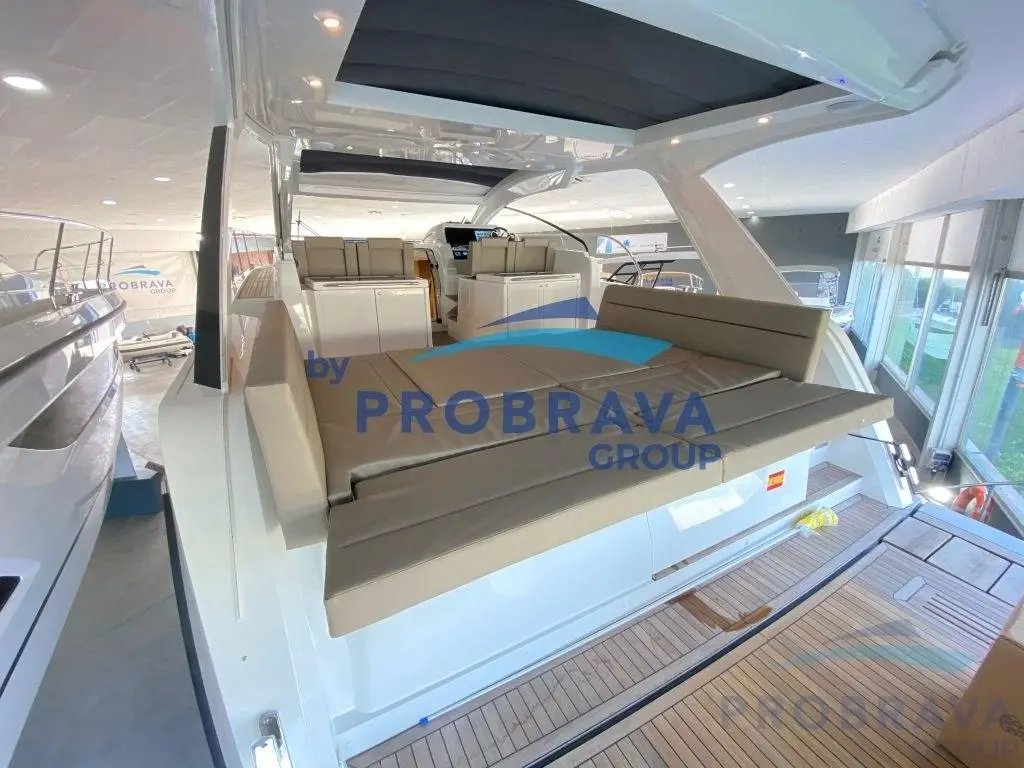 SEALINE S430 2026 Sealine S430 Yacht For Sale in Empuriabrava ES-GI SEALINE S430 2026 Sealine S430 Yacht For Sale in Empuriabrava ES-GI