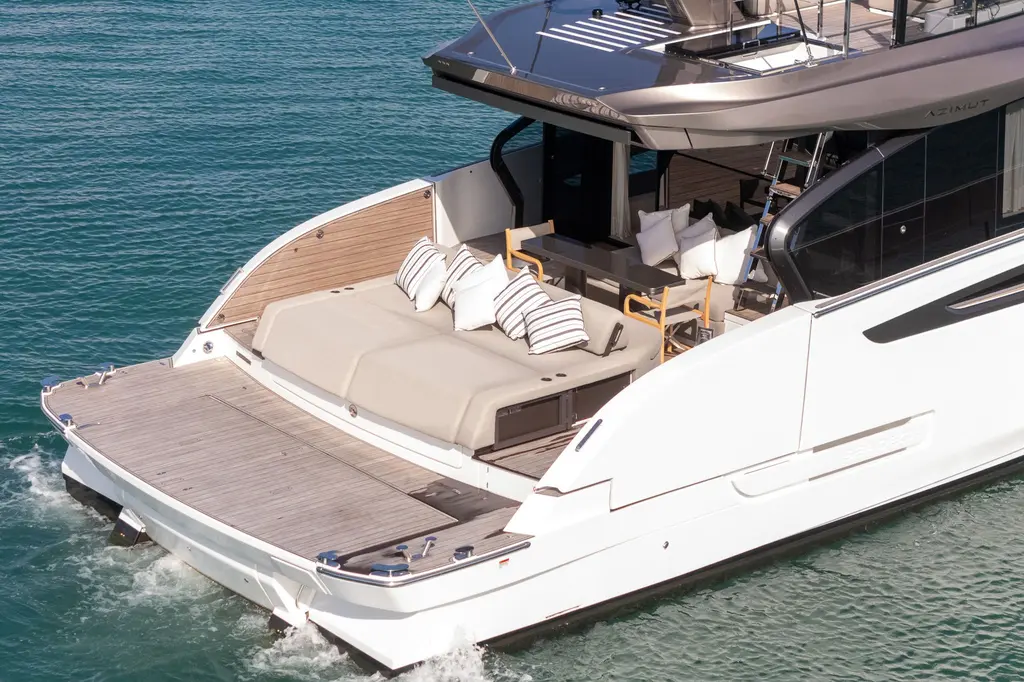 2026 Azimut Seadeck 6 Yacht For Sale in Miami FL 2026 Azimut Seadeck 6 Yacht For Sale in Miami FL