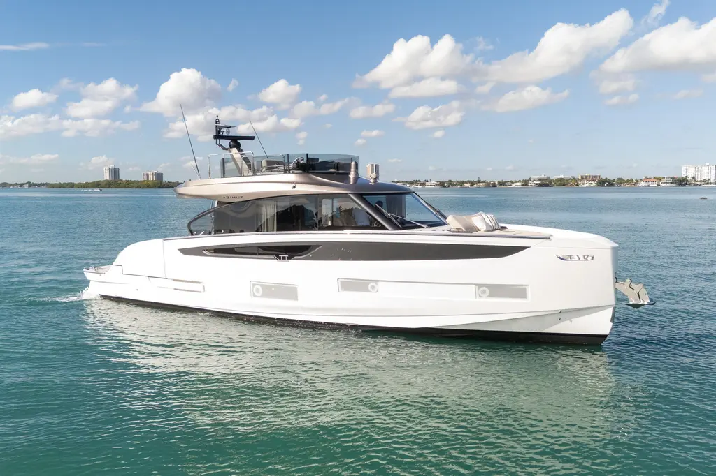 2026 Azimut Seadeck 6 Yacht For Sale in Miami FL 2026 Azimut Seadeck 6 Yacht For Sale in Miami FL