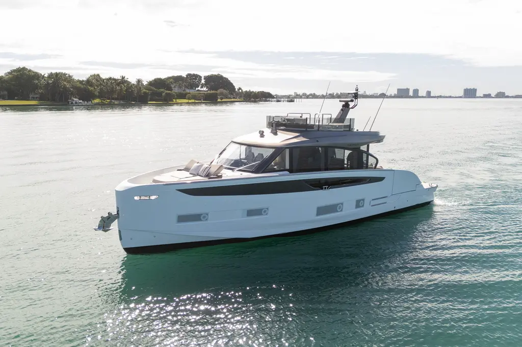 2026 Azimut Seadeck 6 Yacht For Sale in Miami FL 2026 Azimut Seadeck 6 Yacht For Sale in Miami FL