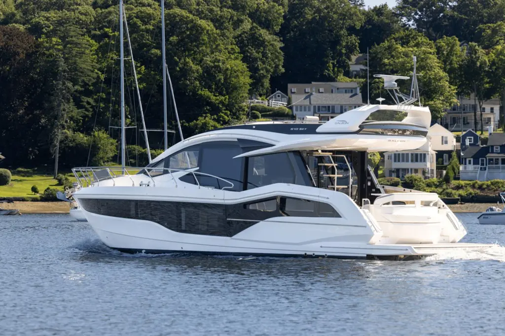 2025 Galeon 510 Sky Yacht For Sale in Huntington NY 2025 Galeon 510 Sky Yacht For Sale in Huntington NY