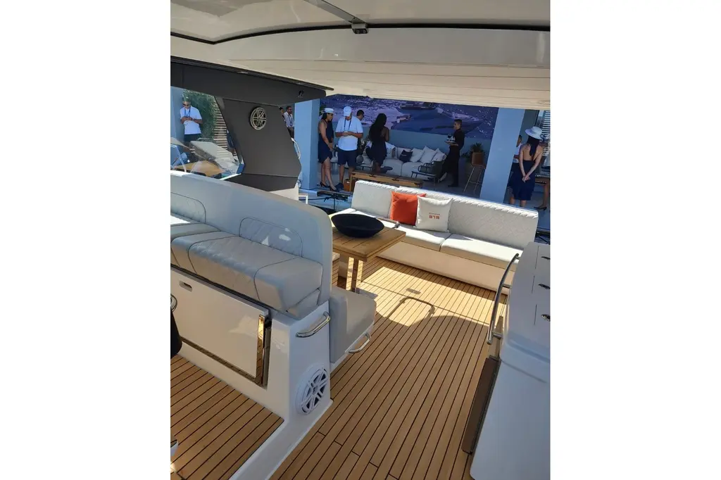 2027 Schaefer 375 Yacht For Sale in Vancouver BC 2027 Schaefer 375 Yacht For Sale in Vancouver BC