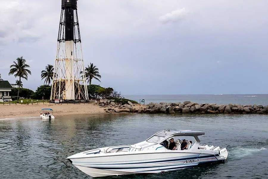 2026 AMP 433 Yacht For Sale in Edgewater NJ 2026 AMP 433 Yacht For Sale in Edgewater NJ