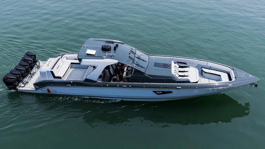 2025 Cigarette 52' Thunder Yacht For Sale in Miami FL 2025 Cigarette 52' Thunder Yacht For Sale in Miami FL