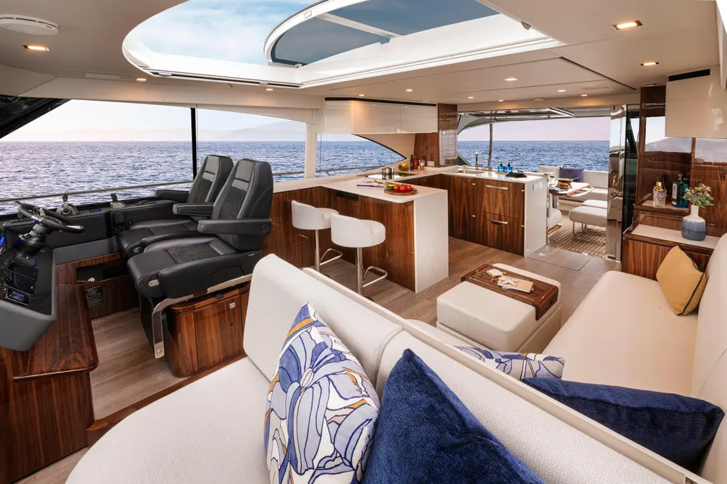 2026 Riviera 5600 Sport Yacht Platinum Edition Yacht For Sale in Sandusky OH 2026 Riviera 5600 Sport Yacht Platinum Edition Yacht For Sale in Sandusky OH