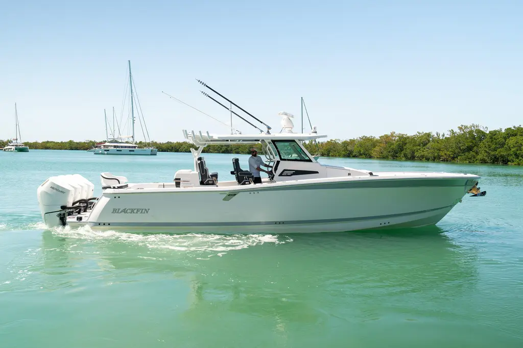  2024 Blackfin 400 CC Yacht For Sale in West Palm Beach FL