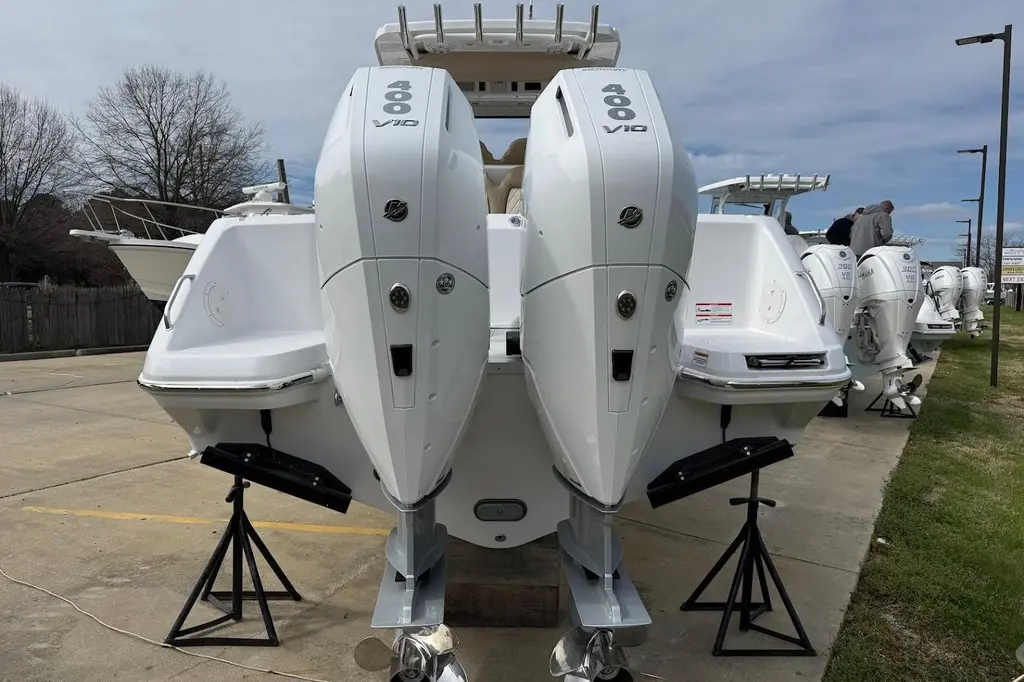 2026 Everglades 315 Center Console Yacht For Sale in Chester MD 2026 Everglades 315 Center Console Yacht For Sale in Chester MD