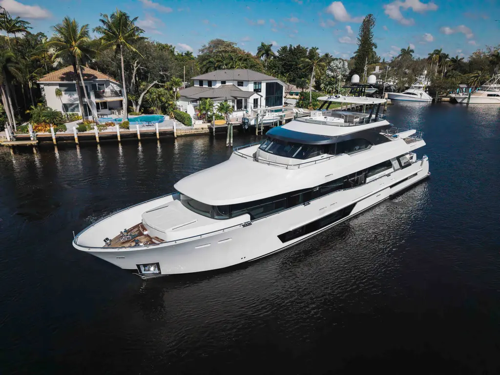  2026 Ocean Alexander 37L Yacht For Sale in Pompano Beach FL
