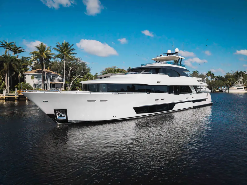  2026 Ocean Alexander 37L Yacht For Sale in Pompano Beach FL