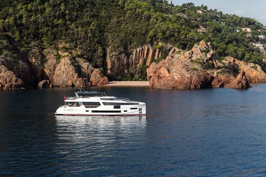 2027 Sirena 88 Yacht For Sale in MANDELIEU-LA-NAPOULE 06 2027 Sirena 88 Yacht For Sale in MANDELIEU-LA-NAPOULE 06
