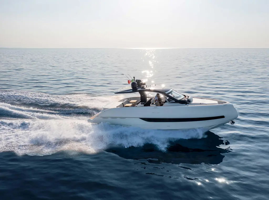  2026 Invictus TT420 Yacht For Sale in Beaulieu-sur-Mer 06