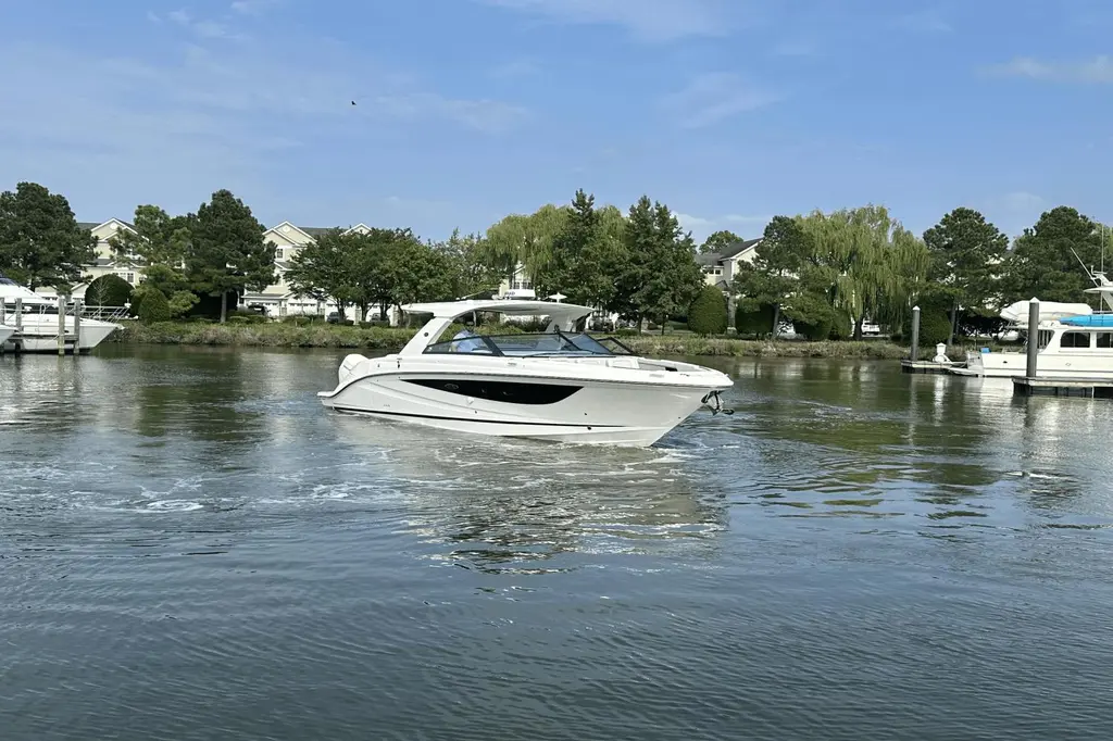 2025 Sea Ray SLX 400 Outboard Yacht For Sale in Grasonville MD 2025 Sea Ray SLX 400 Outboard Yacht For Sale in Grasonville MD