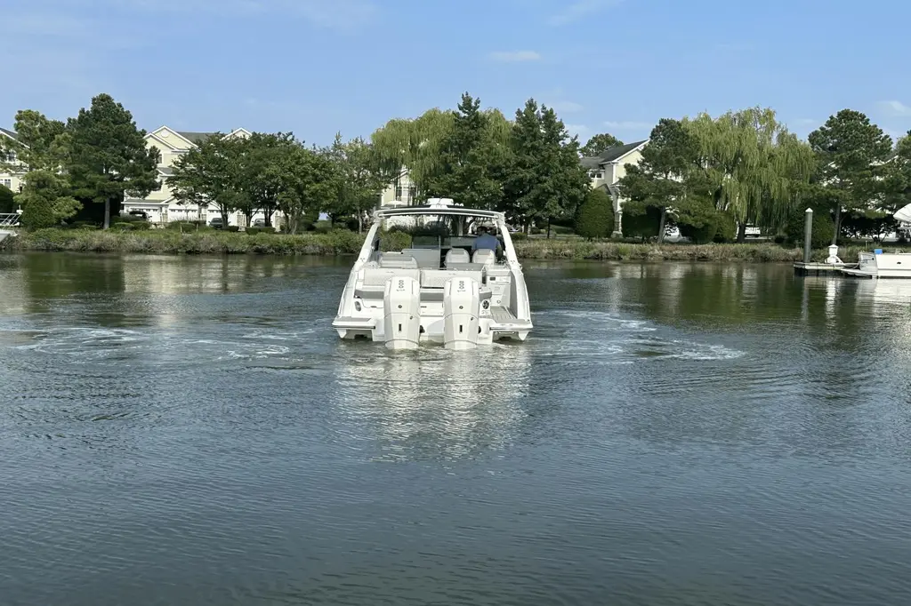 2025 Sea Ray SLX 400 Outboard Yacht For Sale in Grasonville MD 2025 Sea Ray SLX 400 Outboard Yacht For Sale in Grasonville MD