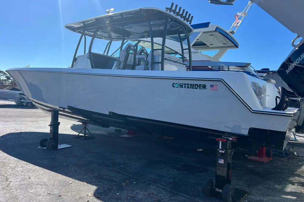 2026 Contender 39 ST Yacht For Sale in Sarasota FL 2026 Contender 39 ST Yacht For Sale in Sarasota FL