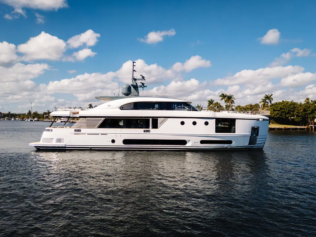 2026 Azimut Magellano 30M Yacht For Sale in Pompano Beach FL 2026 Azimut Magellano 30M Yacht For Sale in Pompano Beach FL
