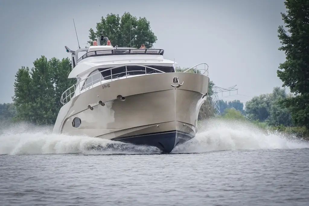 2025 Exclusive Deluxe 2000 Sportbridge Yacht For Sale in Waalwijjk 2025 Exclusive Deluxe 2000 Sportbridge Yacht For Sale in Waalwijjk