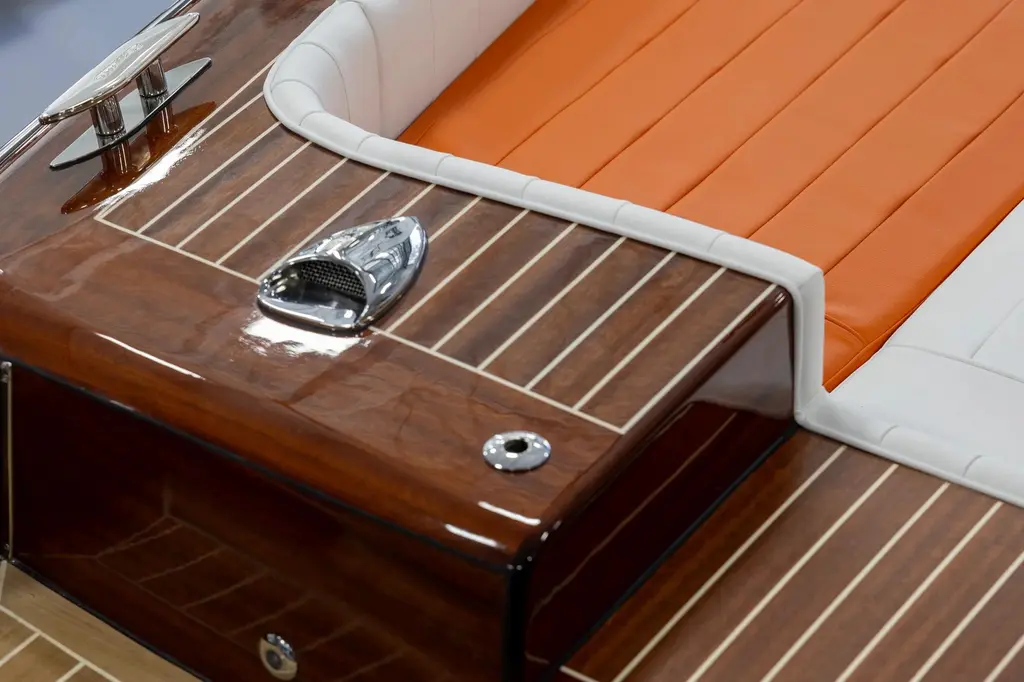 2025 Comitti Venezia V28 Yacht For Sale in Lake George NY 2025 Comitti Venezia V28 Yacht For Sale in Lake George NY