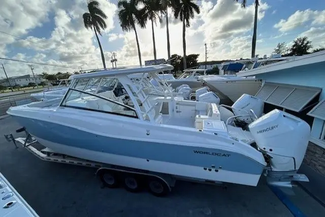 2026 world cat 325 dc 55876 325dc fort lauderdale florida for sale