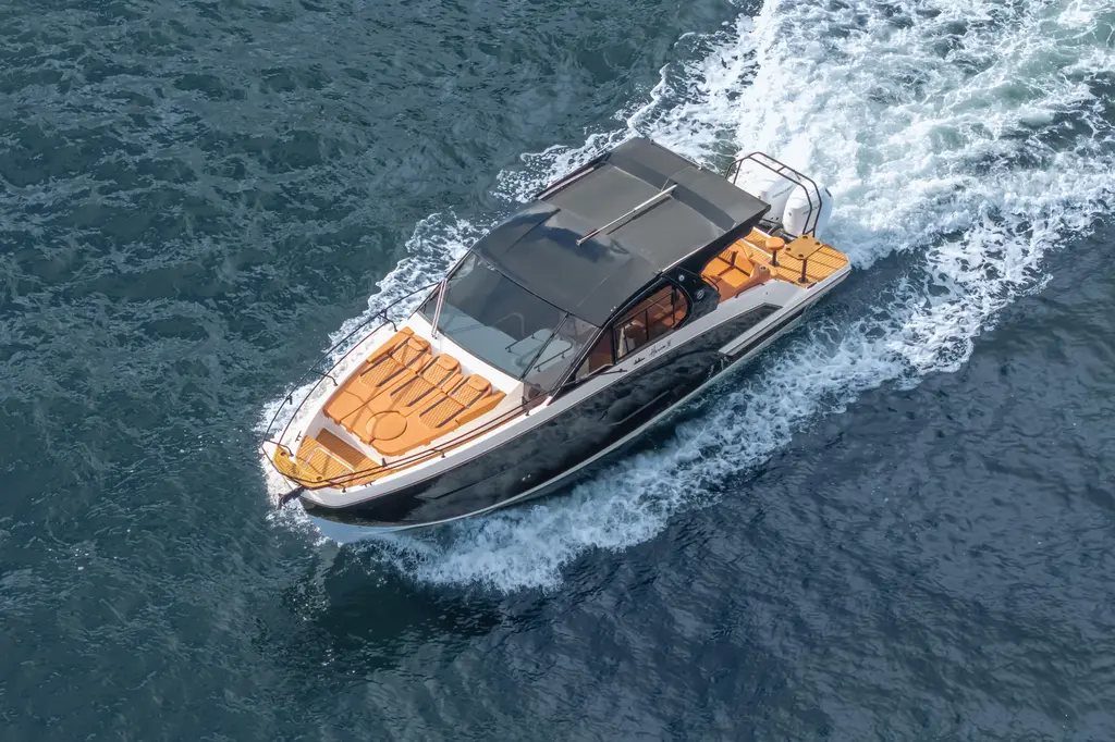 2026 Hanover 387 Outboard 2026 387 Yacht For Sale in Fort Lauderdale FL 2026 Hanover 387 Outboard 2026 387 Yacht For Sale in Fort Lauderdale FL