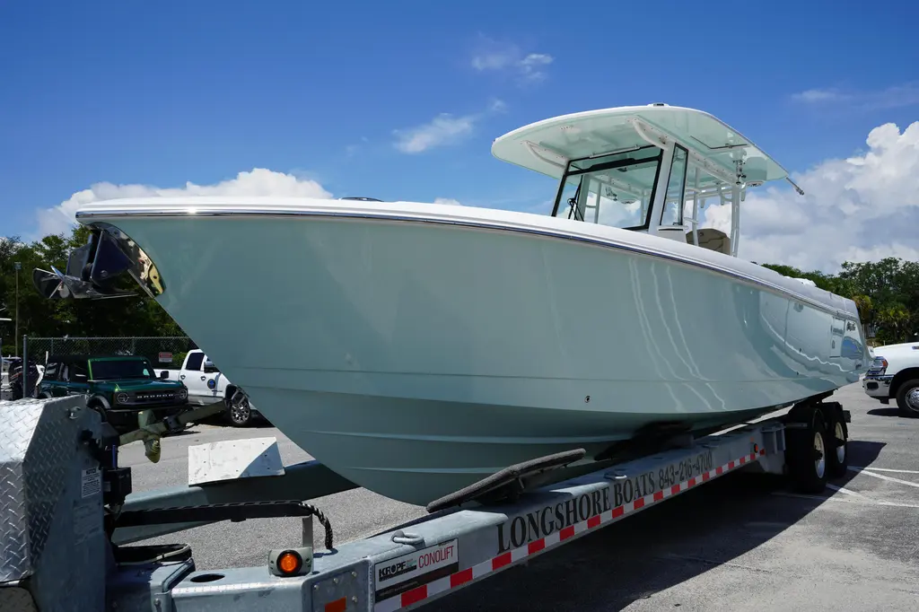 2025 EdgeWater 340CC Yacht For Sale in Charleston SC 2025 EdgeWater 340CC Yacht For Sale in Charleston SC