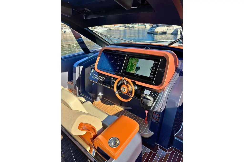 2025 Invictus TT 460 Yacht For Sale in Piran 2025 Invictus TT 460 Yacht For Sale in Piran