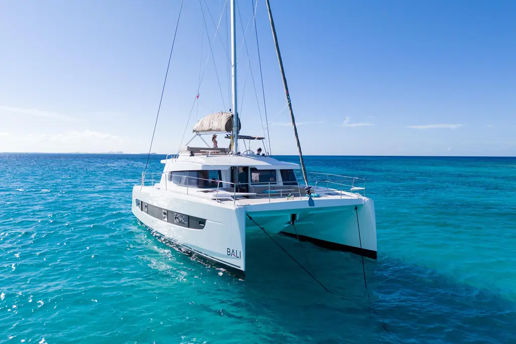 Saga 2023 Bali 4.4 Yacht For Sale in Nassau Saga 2023 Bali 4.4 Yacht For Sale in Nassau