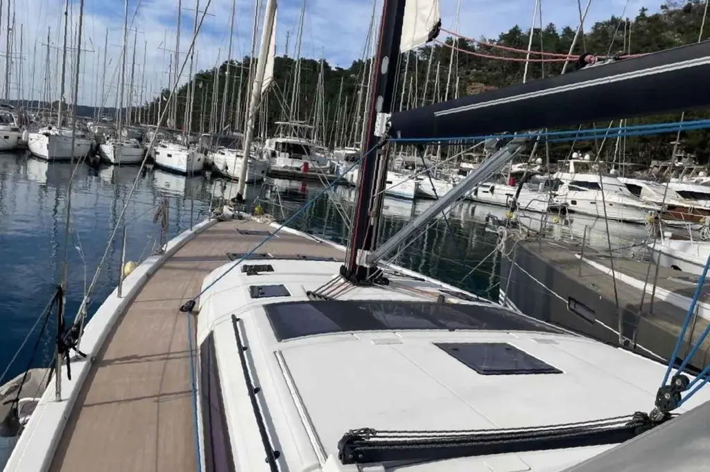 2025 Dufour 530 Yacht For Sale in La Rochelle 17 2025 Dufour 530 Yacht For Sale in La Rochelle 17