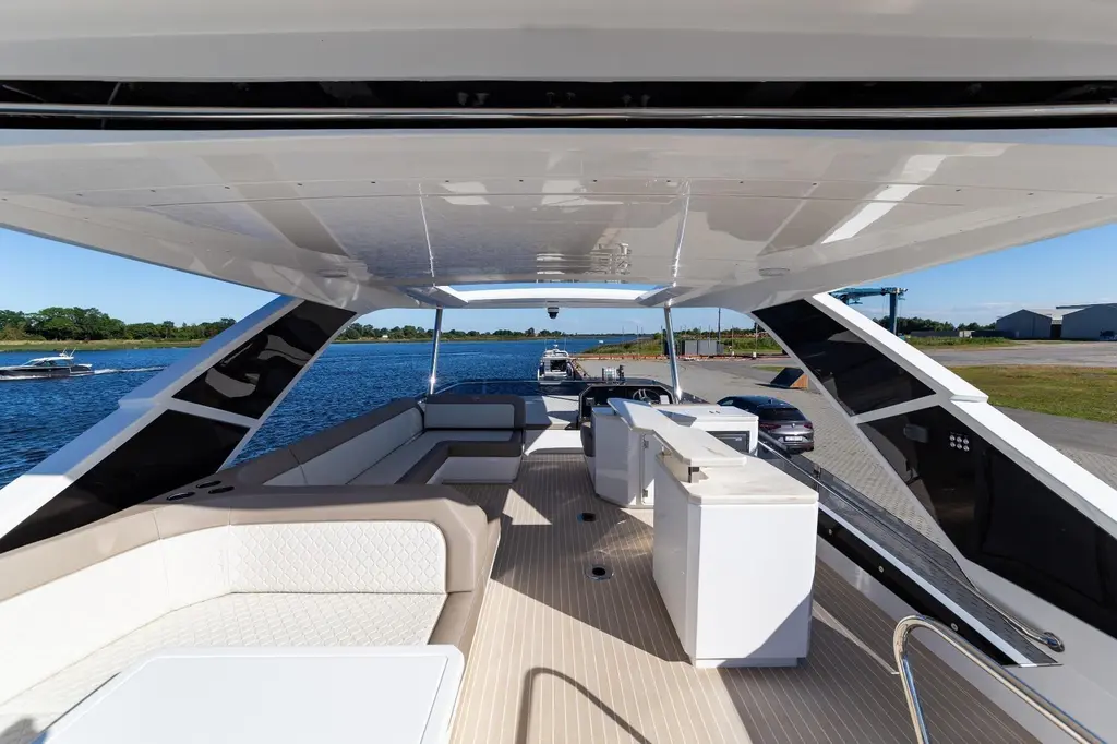 2022 Galeon 640 Fly Yacht For Sale in Dubrovnik 2022 Galeon 640 Fly Yacht For Sale in Dubrovnik