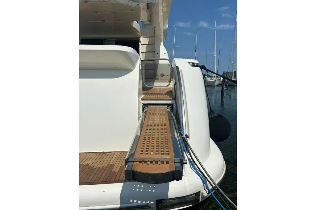 2008 Azimut Fly 68 Yacht For Sale in Venice IT-VE 2008 Azimut Fly 68 Yacht For Sale in Venice IT-VE