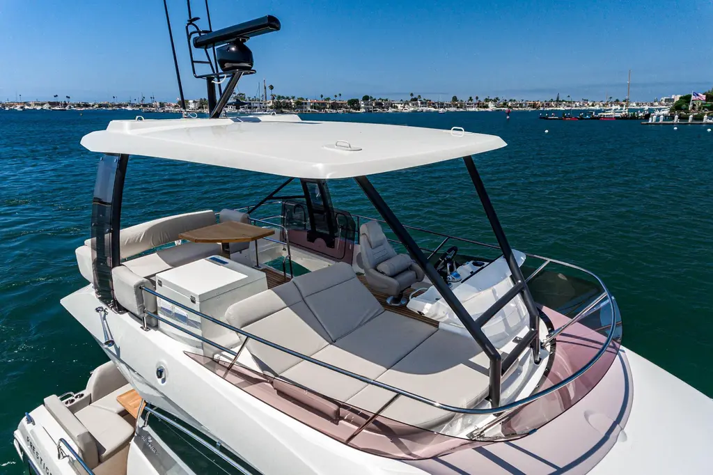 2021 Prestige 420 Yacht For Sale in Newport Beach CA 2021 Prestige 420 Yacht For Sale in Newport Beach CA