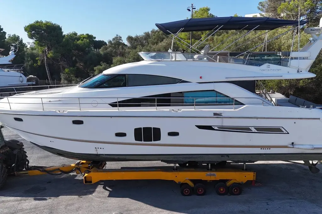2009 Fairline Squadron 55 Yacht For Sale in Cala d'or 2009 Fairline Squadron 55 Yacht For Sale in Cala d'or