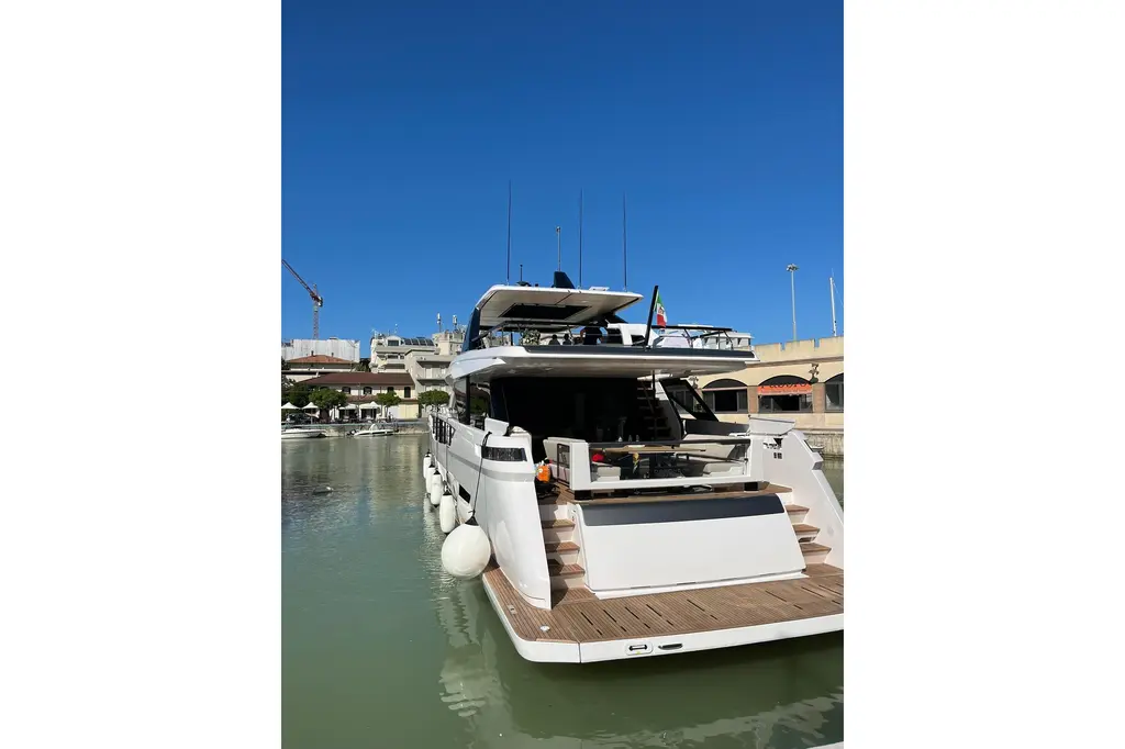2025 Ferretti Yachts 860 Yacht For Sale in Naples IT-NA 2025 Ferretti Yachts 860 Yacht For Sale in Naples IT-NA