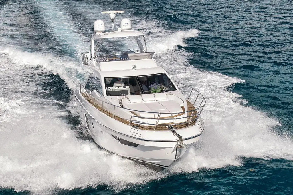 SEA WAVE 2019 Azimut 55 Yacht For Sale in Fort Lauderdale FL SEA WAVE 2019 Azimut 55 Yacht For Sale in Fort Lauderdale FL