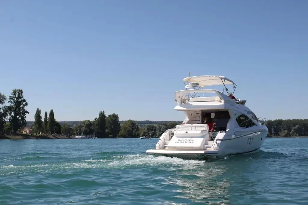  2011 Sunseeker Manhattan 52 Yacht For Sale in Rostock DE-MV
