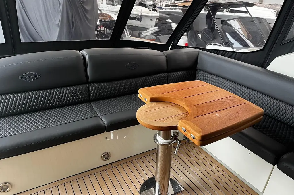 2008 Sunseeker Predator 62 Yacht For Sale in Grömitz DE-SH 2008 Sunseeker Predator 62 Yacht For Sale in Grömitz DE-SH