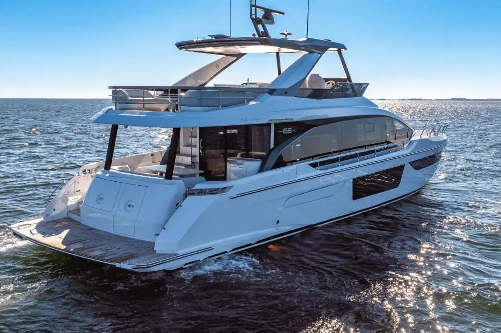2025 Azimut Fly 68 Yacht For Sale in Varazze IT-SV 2025 Azimut Fly 68 Yacht For Sale in Varazze IT-SV