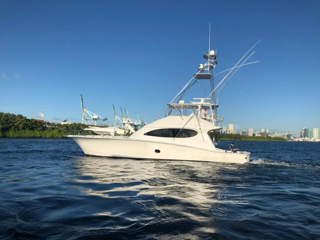 The Whiting Way 2006 Hatteras 64 Convertible Yacht For Sale in Orange Beach AL The Whiting Way 2006 Hatteras 64 Convertible Yacht For Sale in Orange Beach AL