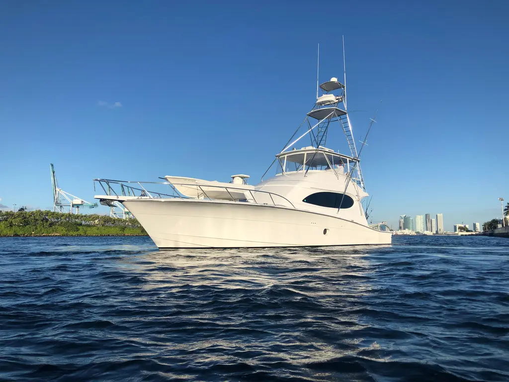 The Whiting Way 2006 Hatteras 64 Convertible Yacht For Sale in Orange Beach AL The Whiting Way 2006 Hatteras 64 Convertible Yacht For Sale in Orange Beach AL