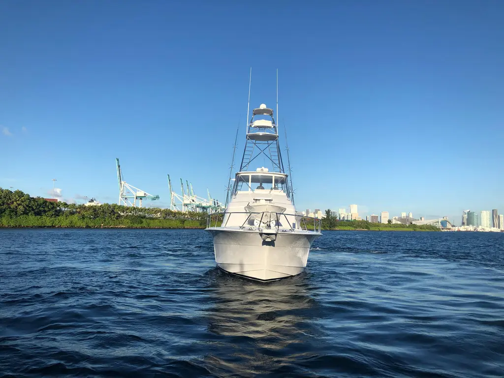 The Whiting Way 2006 Hatteras 64 Convertible Yacht For Sale in Orange Beach AL The Whiting Way 2006 Hatteras 64 Convertible Yacht For Sale in Orange Beach AL