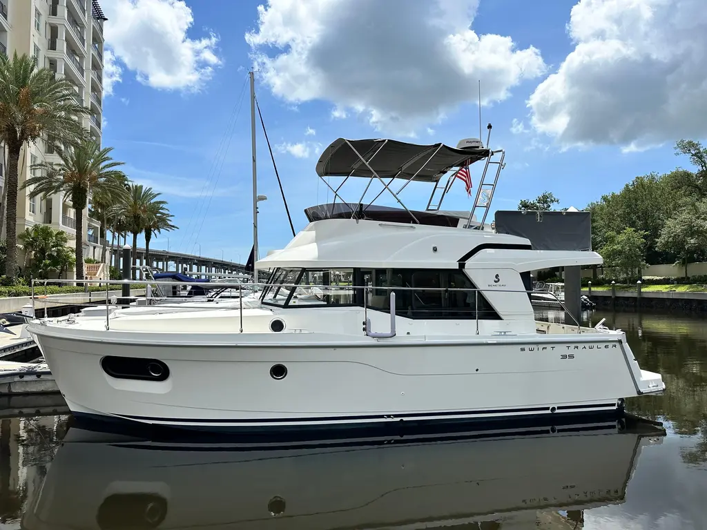 Oceans Edge 2022 Beneteau Swift Trawler 35 Yacht For Sale in Jacksonville FL Oceans Edge 2022 Beneteau Swift Trawler 35 Yacht For Sale in Jacksonville FL