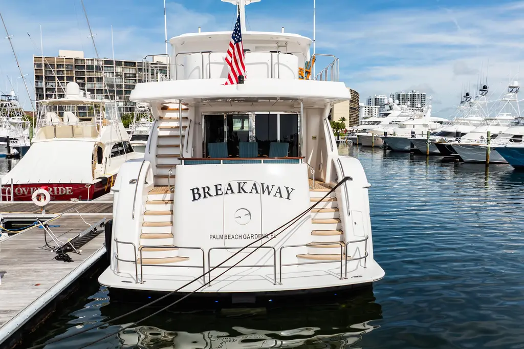 BREAKAWAY 2012 Hatteras 80 Motor Yacht Yacht For Sale in North Palm Beach FL BREAKAWAY 2012 Hatteras 80 Motor Yacht Yacht For Sale in North Palm Beach FL