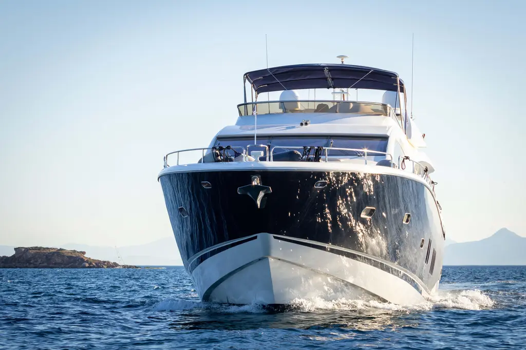 SHANTI 2007 Sunseeker 82 Yacht Yacht For Sale in Elliniko SHANTI 2007 Sunseeker 82 Yacht Yacht For Sale in Elliniko