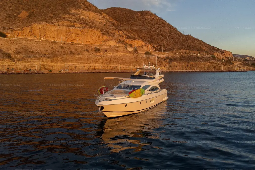 Maite 2004 Azimut 68 Plus Yacht For Sale in La Paz Maite 2004 Azimut 68 Plus Yacht For Sale in La Paz